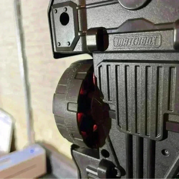 Mattel Matchbox Super Blast Fire Truck MBX 38 Fire Department Rescue VehicleNOTE - Picture 7 of 10